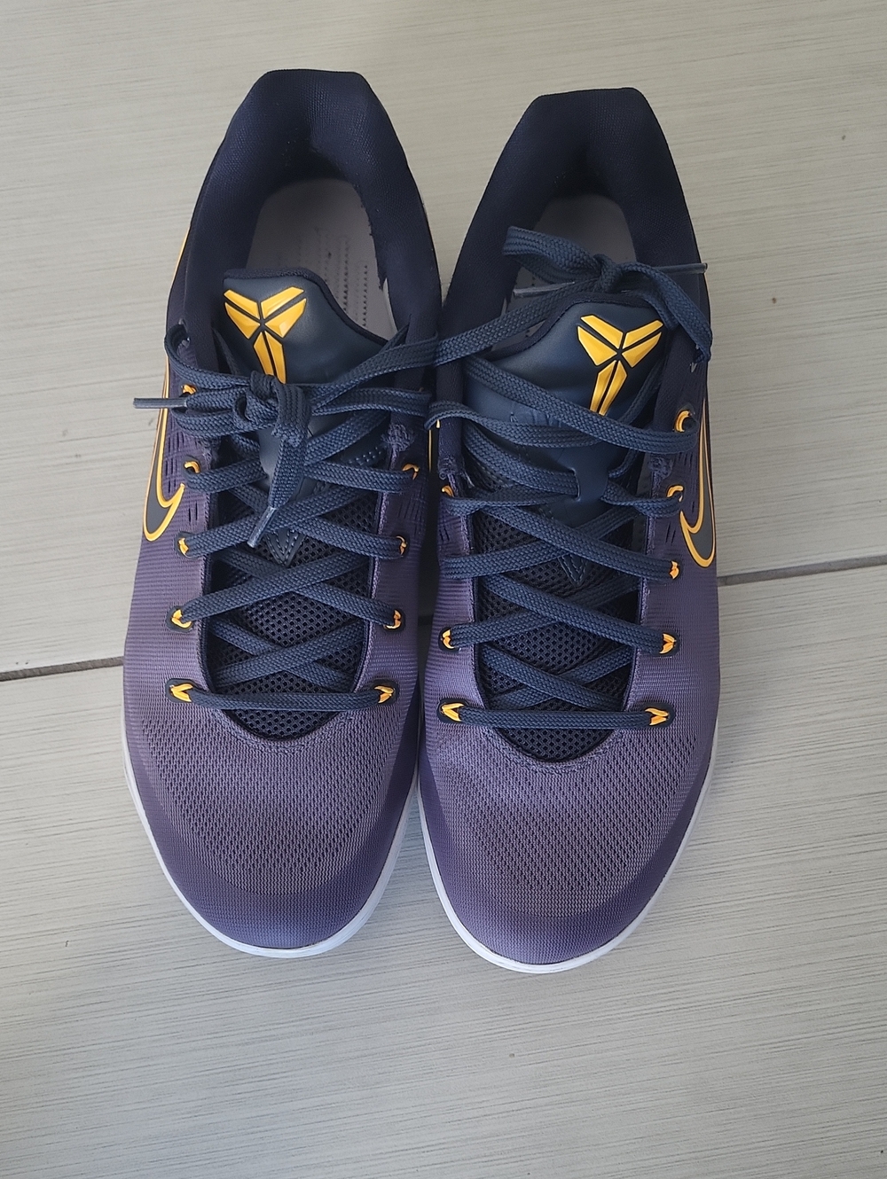 Nike Men’s Kobe Purple & Gold Basketball Sneakers